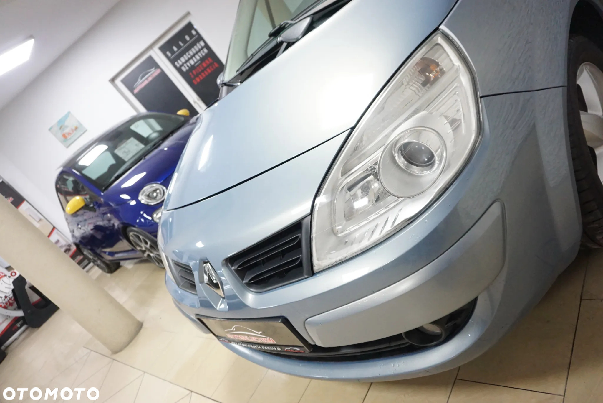 Renault Scenic - 8
