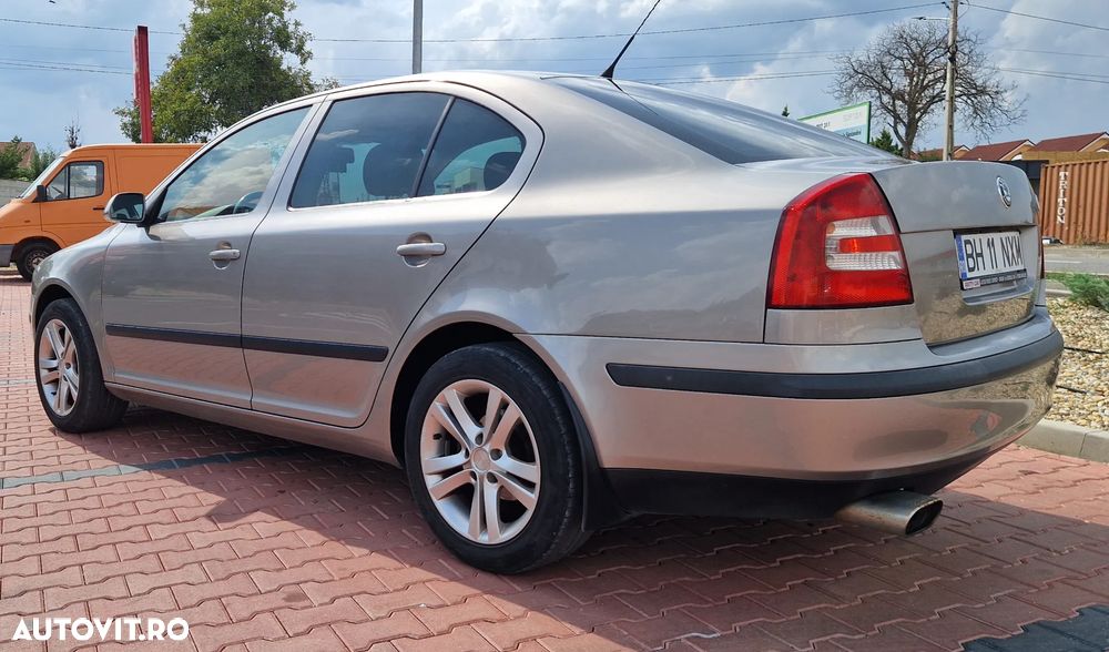 Skoda Octavia 1.4 MPI Ambiente - 11