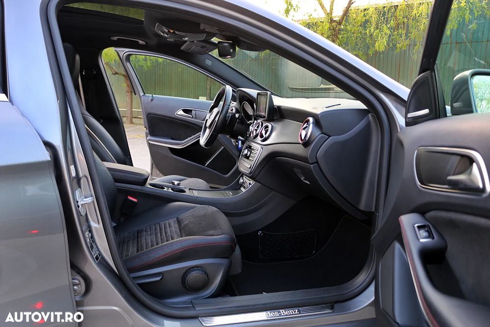 Mercedes-Benz GLA 220 CDI 4MATIC 7G-DCT AMG Line - 10
