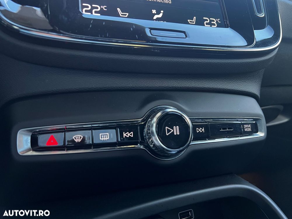 Volvo XC 40 T4 Recharge DKG Plus Dark - 14