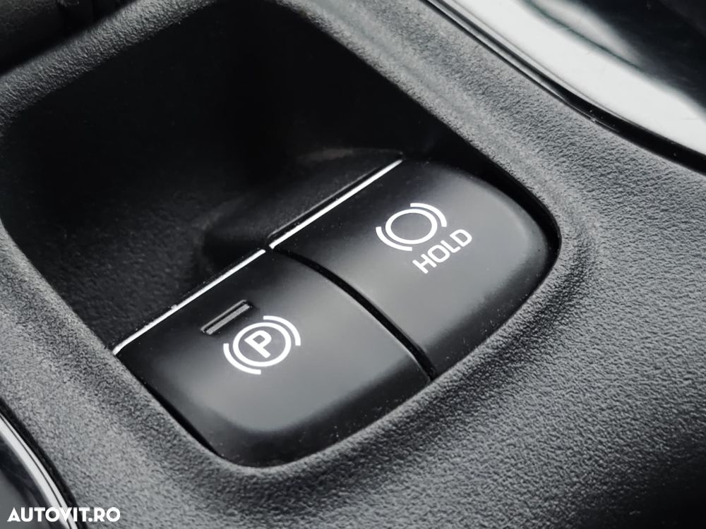 Toyota Corolla 1.8 HSD Dynamic - 20