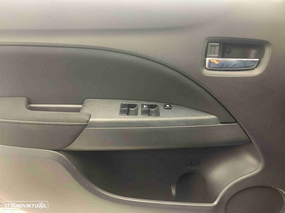 Mitsubishi Space Star 1.2 Connect Edition - 12