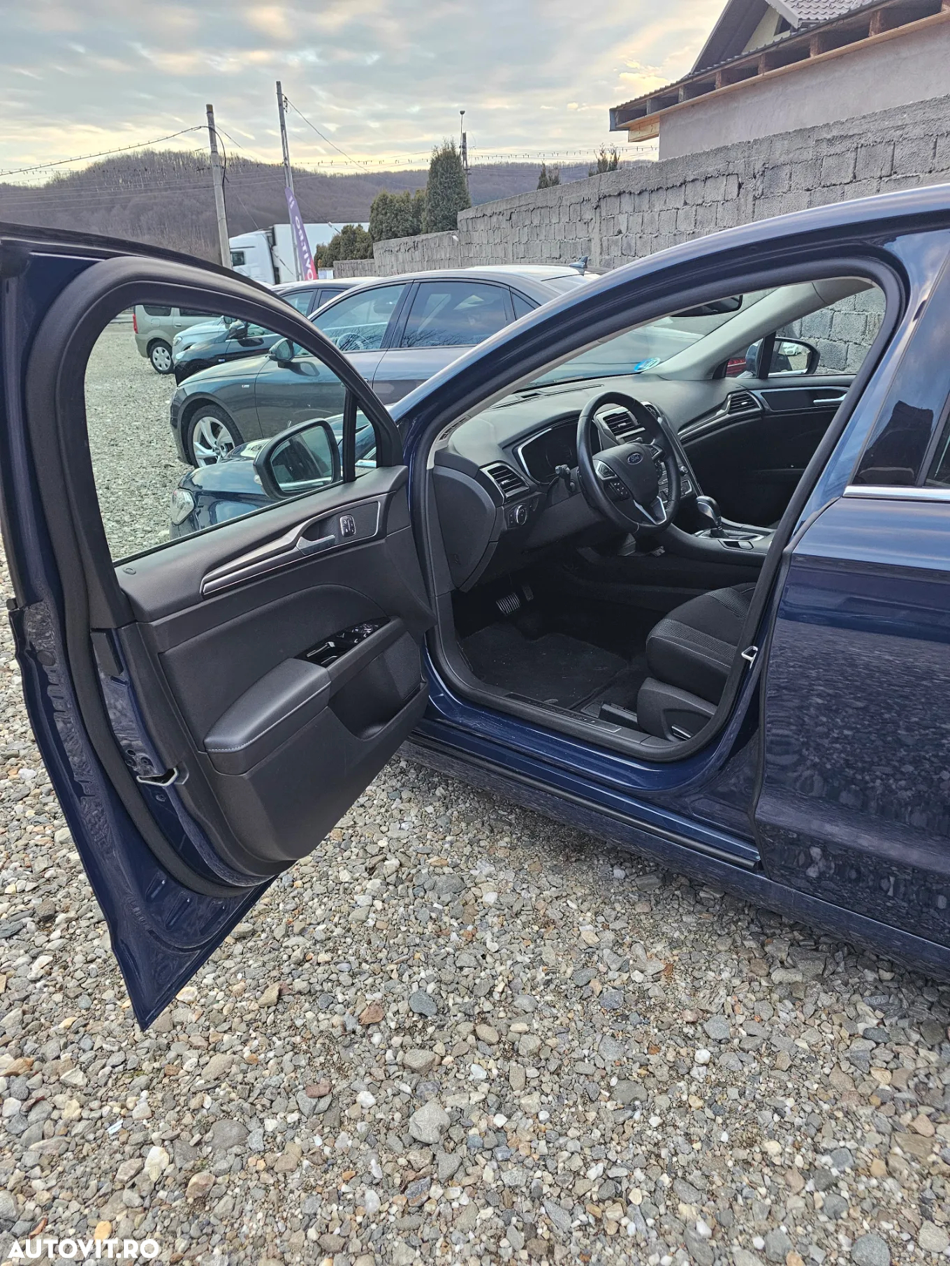 Ford Mondeo - 7