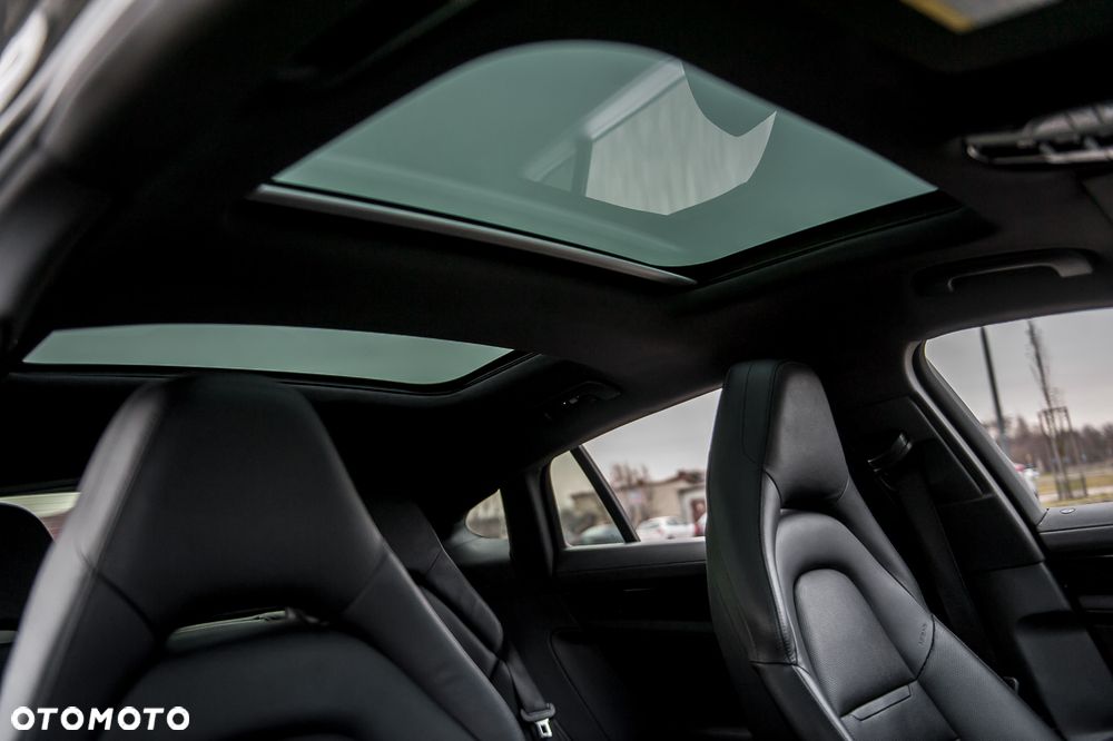 Porsche Panamera 4 GPF Executive - 32