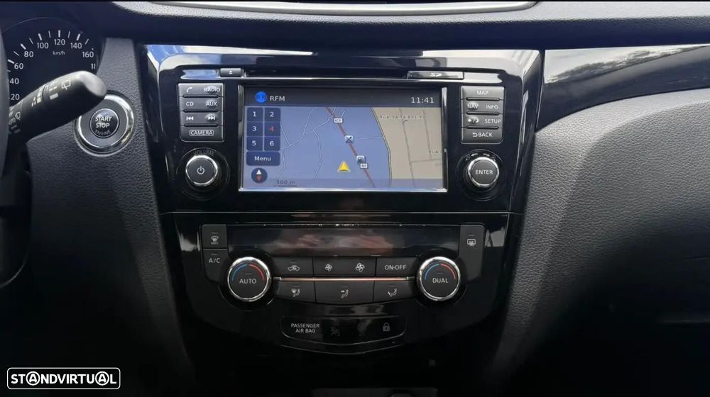 Nissan Qashqai 1.5 dCi N-Connecta 18 - 16