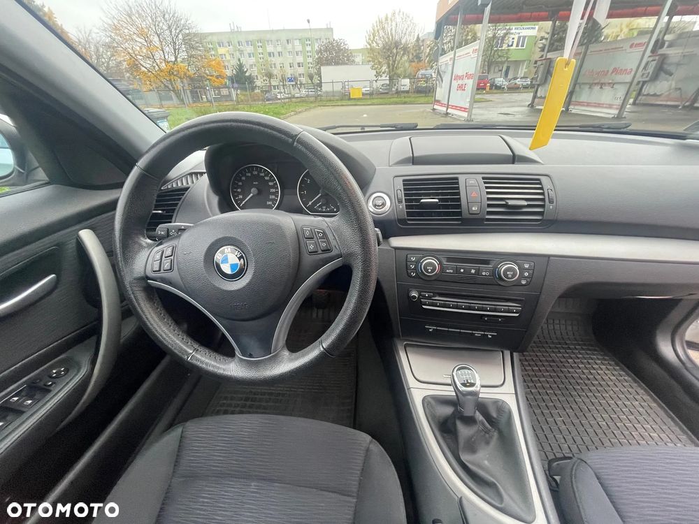 BMW Seria 1 - 10