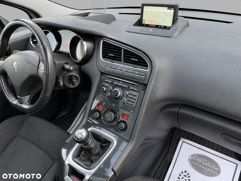 Peugeot 5008 HDI 150 Business-Line - 18