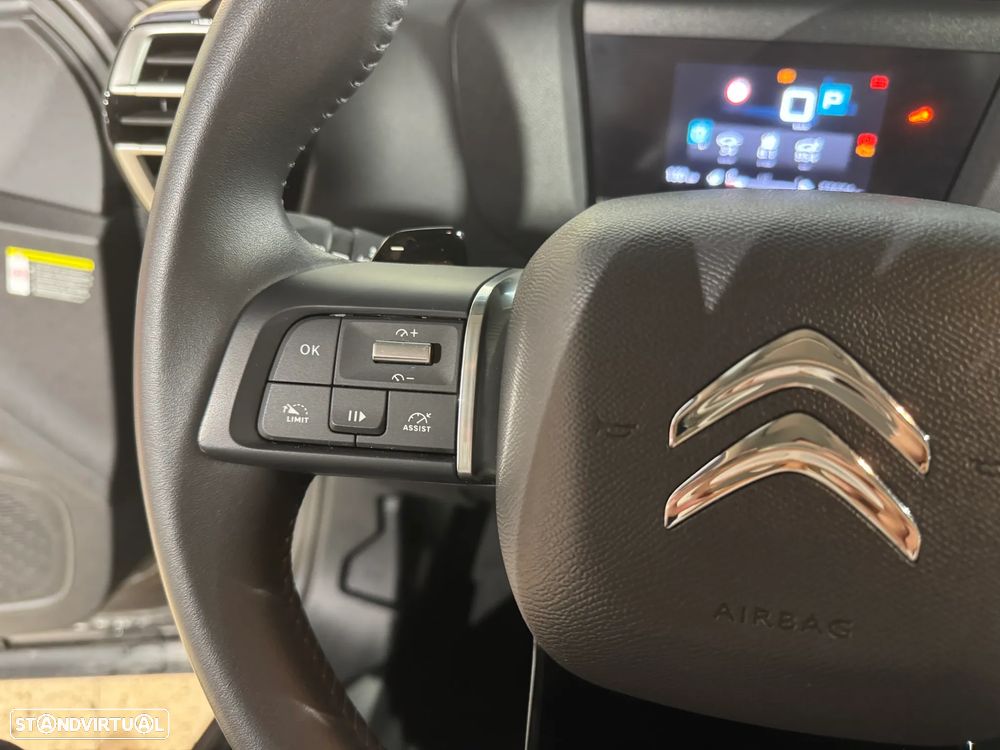 Citroën C4 X 1.2 PureTech Plus EAT8 - 24