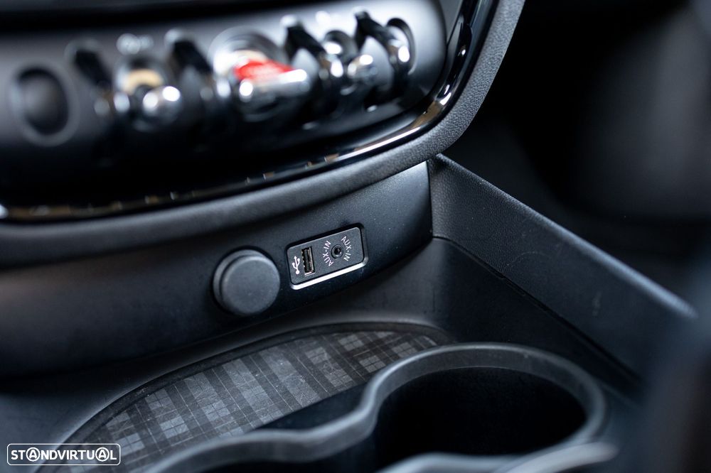 MINI Clubman One D Yours - 26