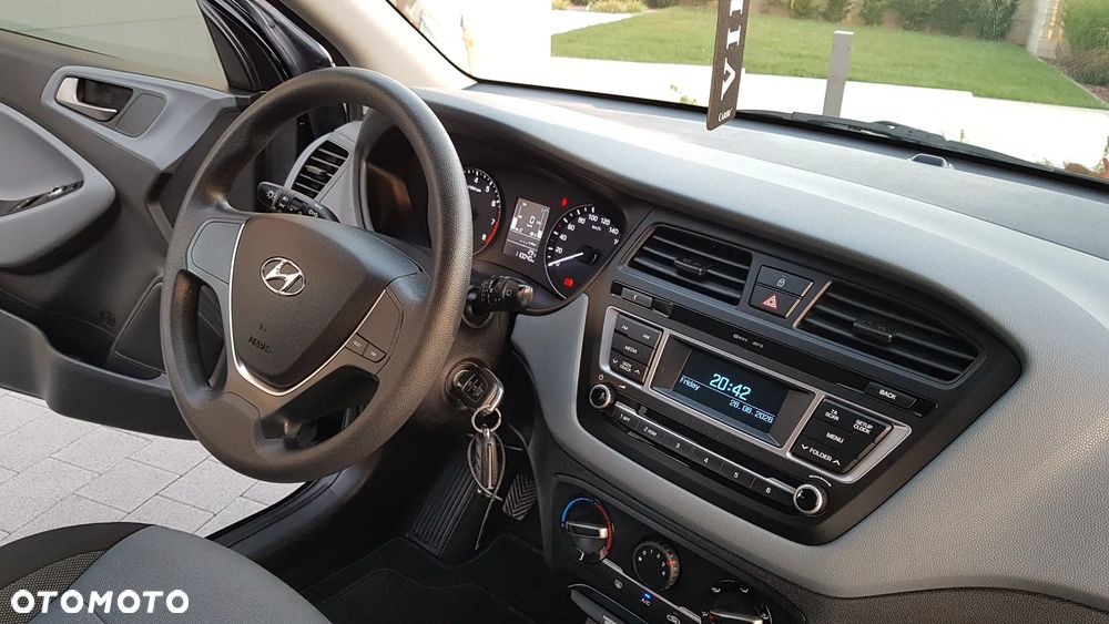 Hyundai i20 1.2 Comfort - 30
