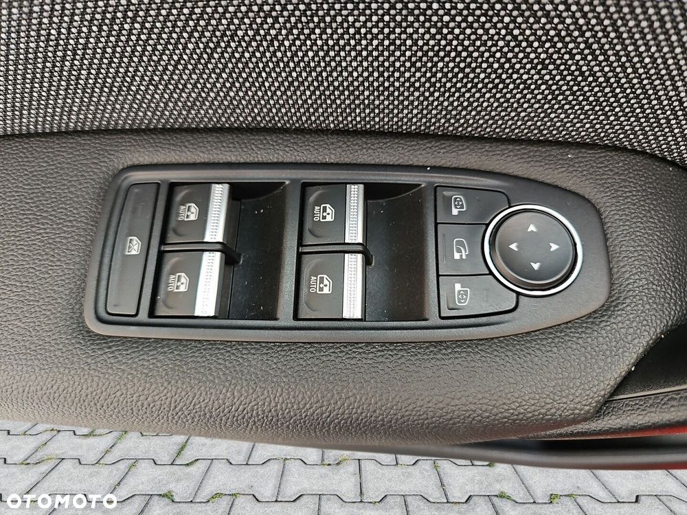 Renault Captur - 18