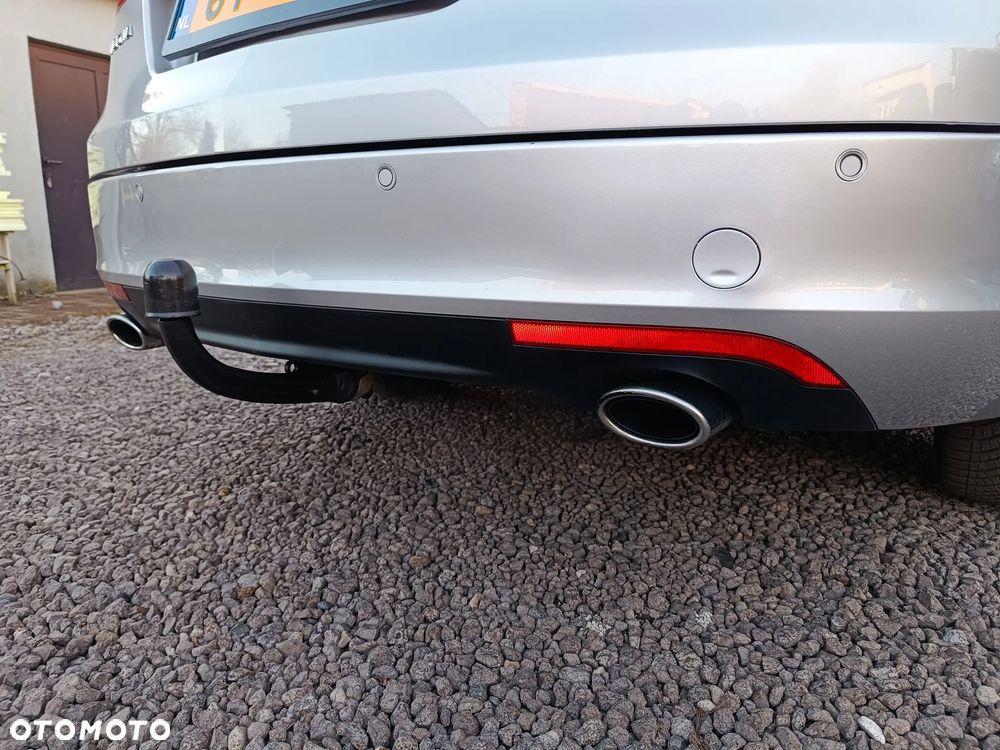 Opel Insignia 1.6 Turbo Design Edition - 36