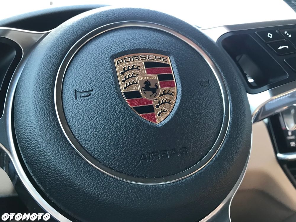 Porsche Cayenne Platinum Edition - 28