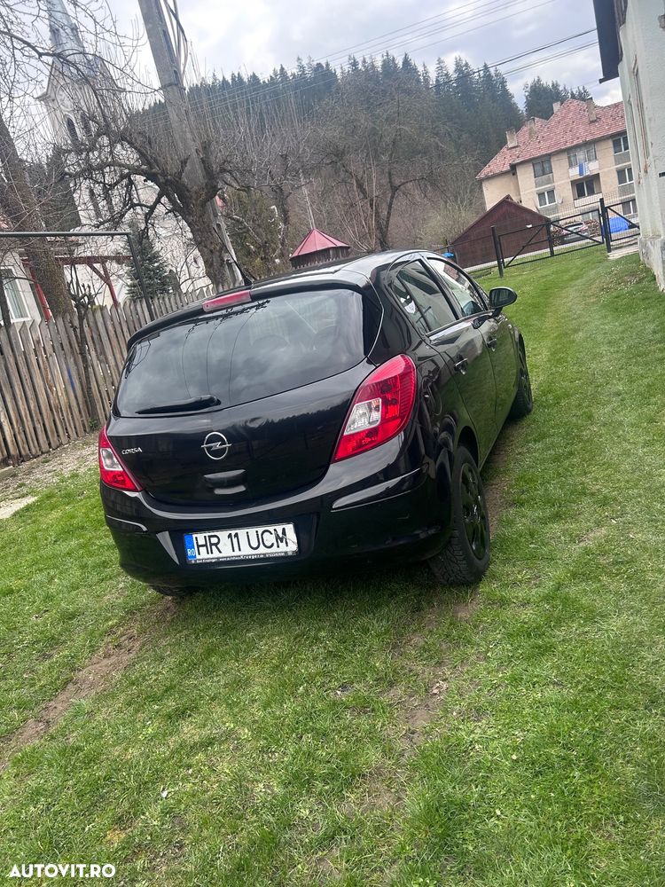 Opel Corsa 1.4 16V Active - 2
