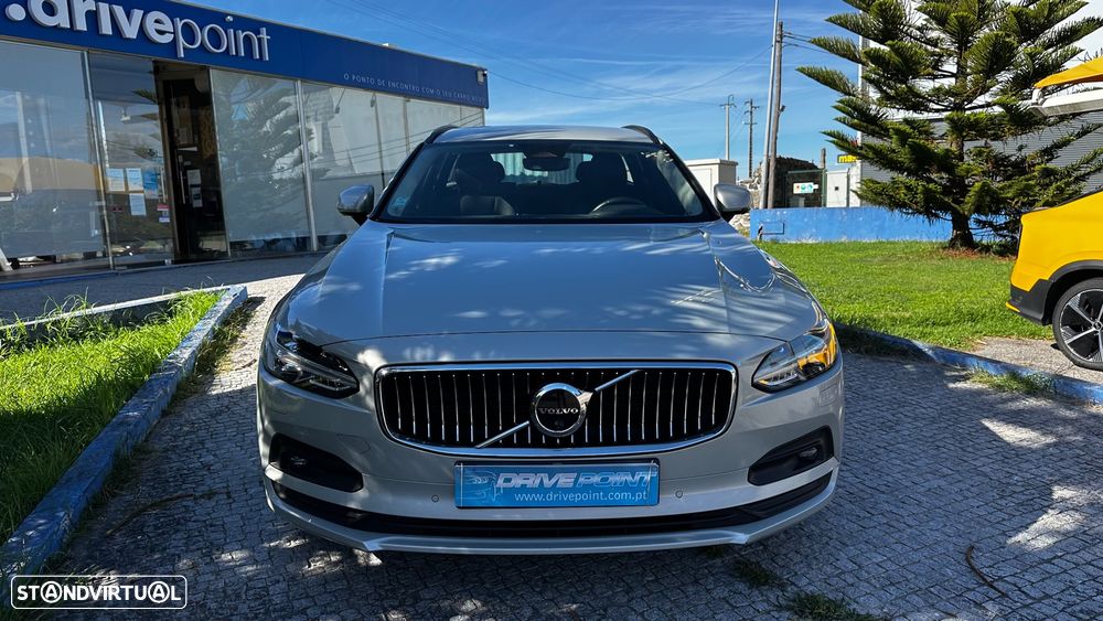 Volvo V90 2.0 B4 Momentum Plus Geartronic - 4