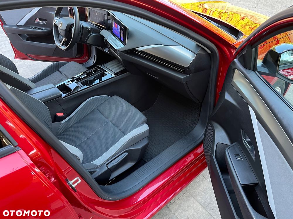 Opel Astra 1.2 T GS Line S&S - 19