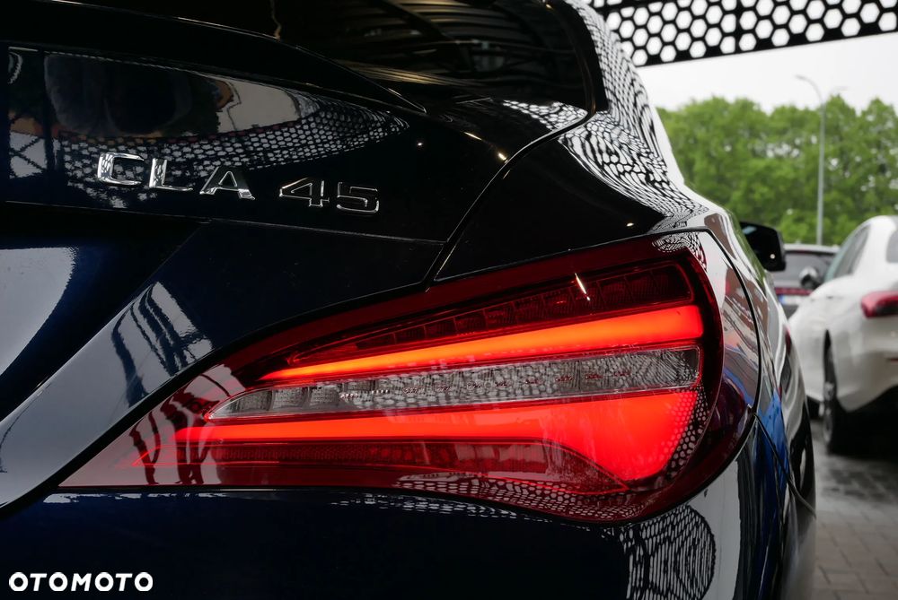 Mercedes-Benz CLA AMG 45 4Matic AMG Speedshift DCT 7G - 36