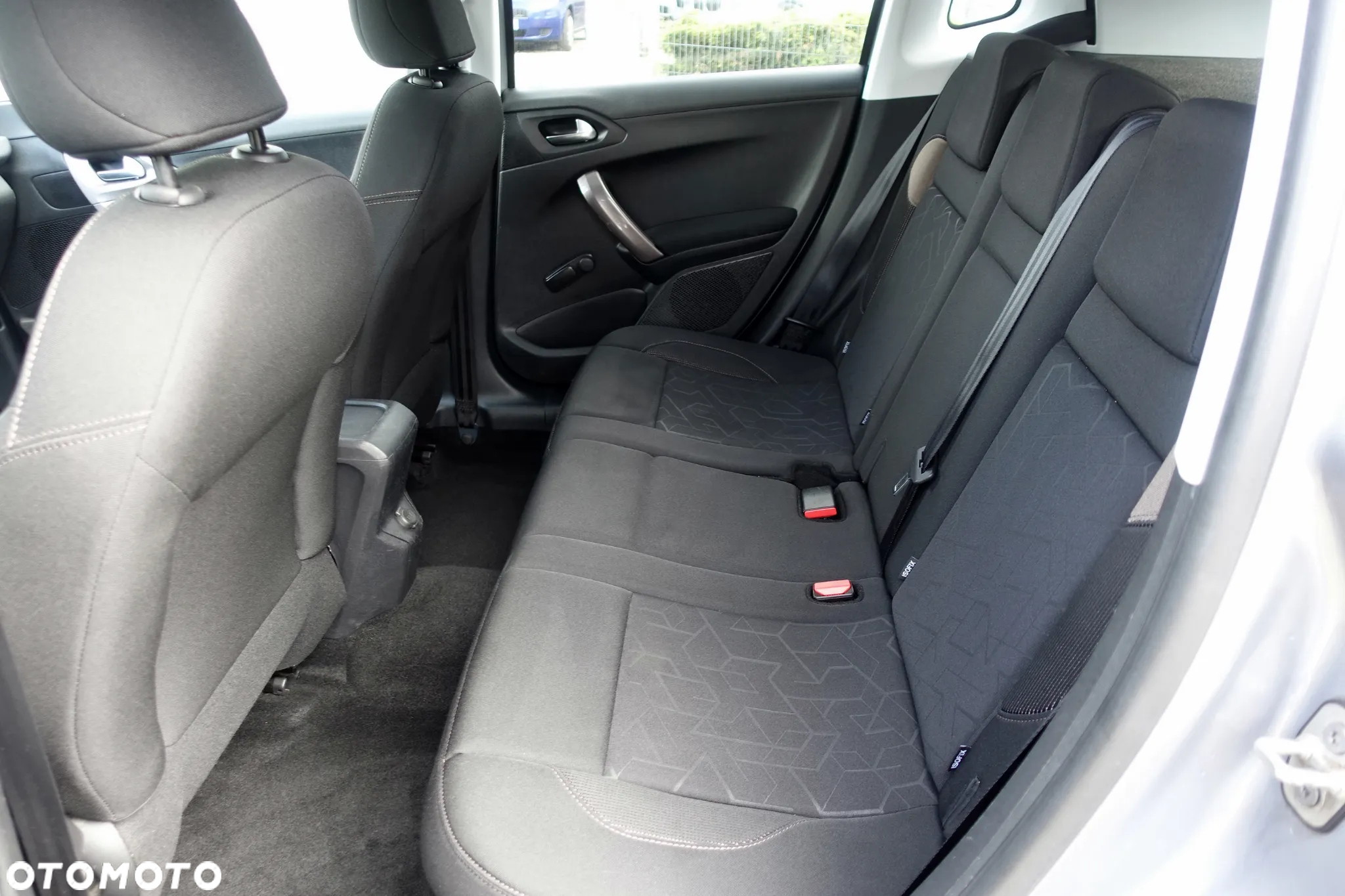 Peugeot 2008 1.2 Pure Tech Style - 15