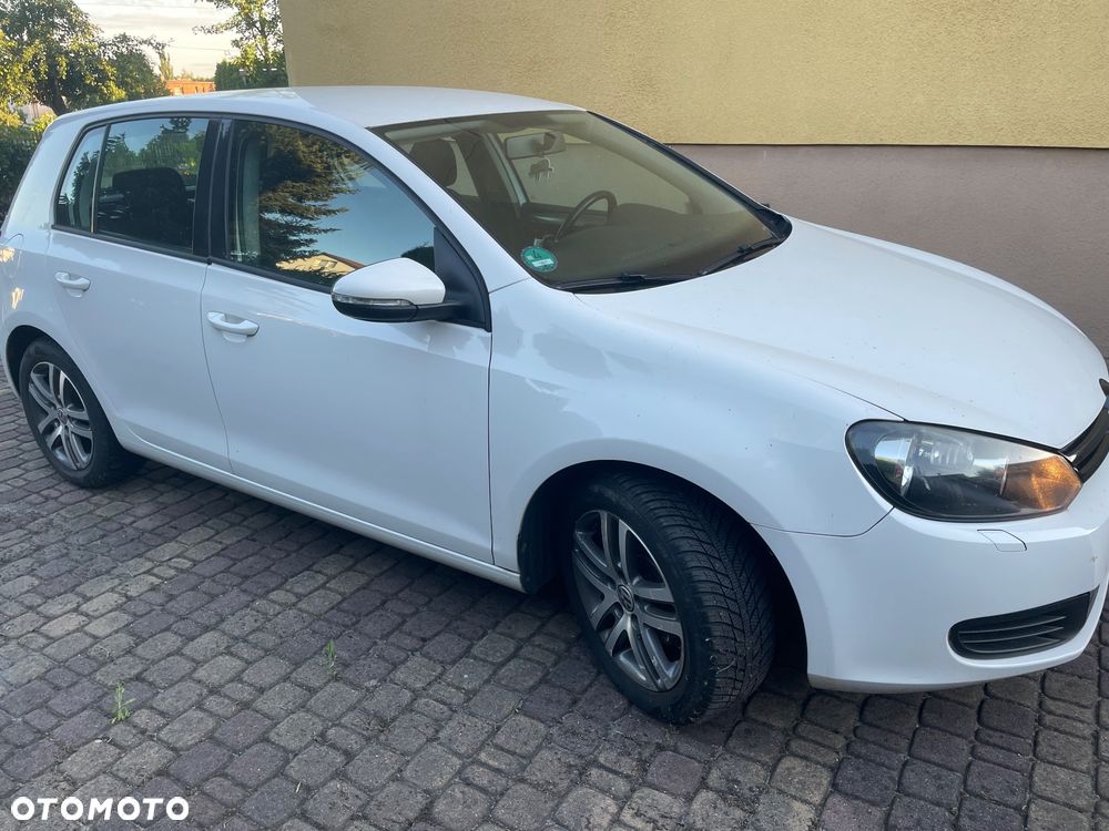 Volkswagen Golf 1.6 Comfortline - 4