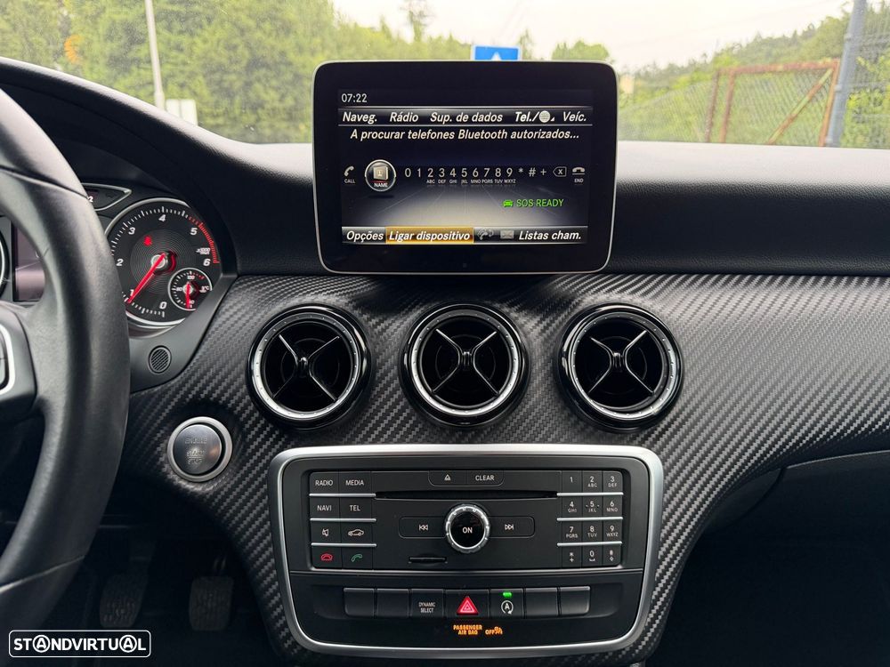 Mercedes-Benz GLA 180 d Style - 26
