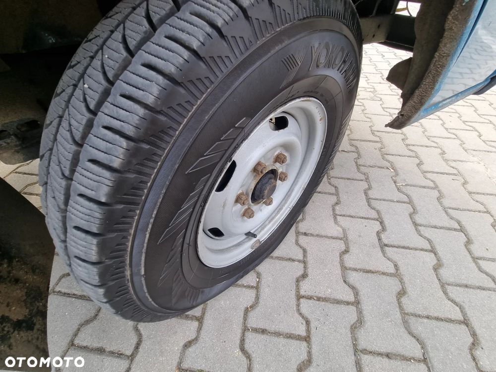 Kia K2700 - 14