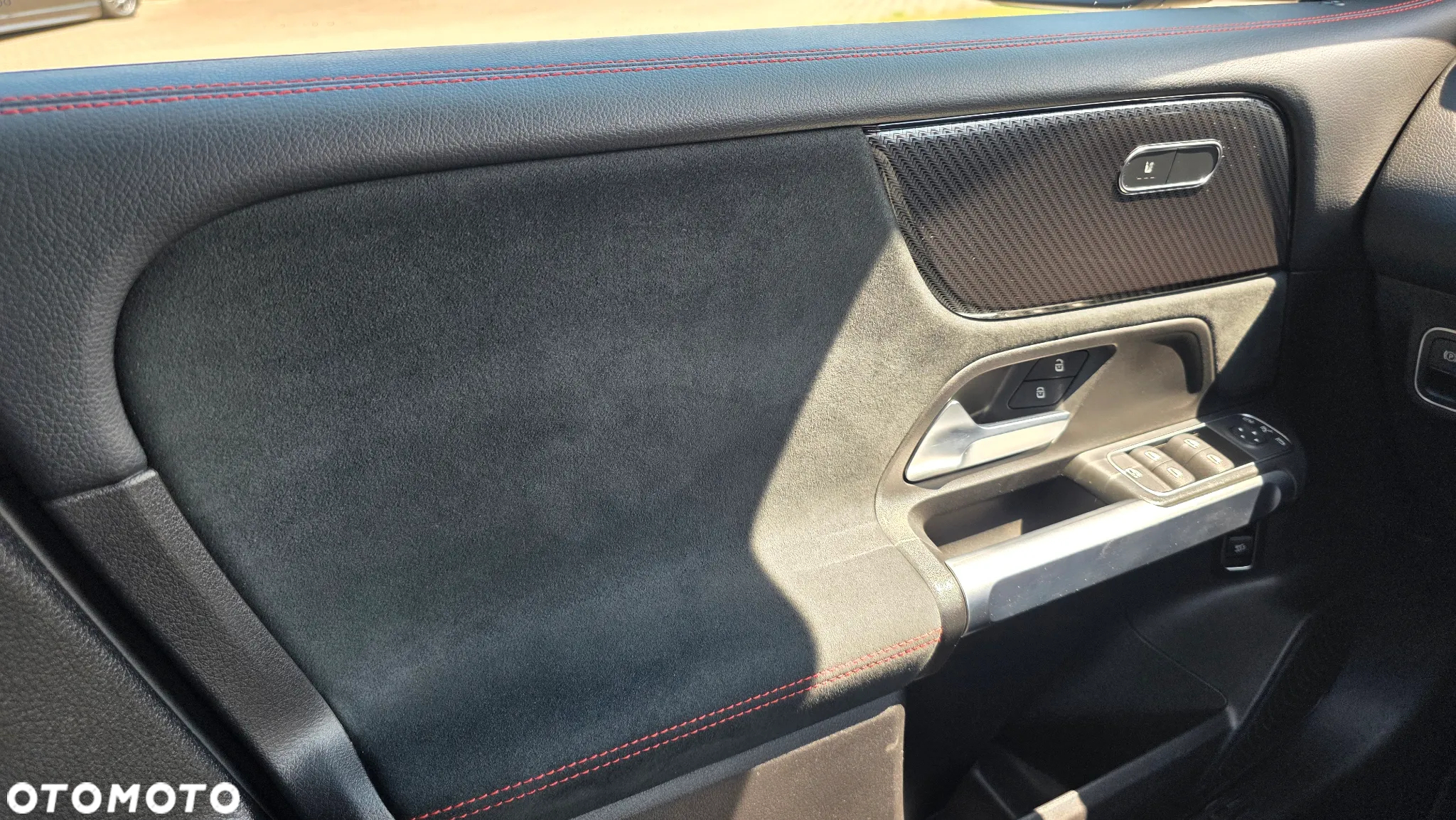 Mercedes-Benz GLB 200 d 4-Matic Progressive 8G-DCT - 16