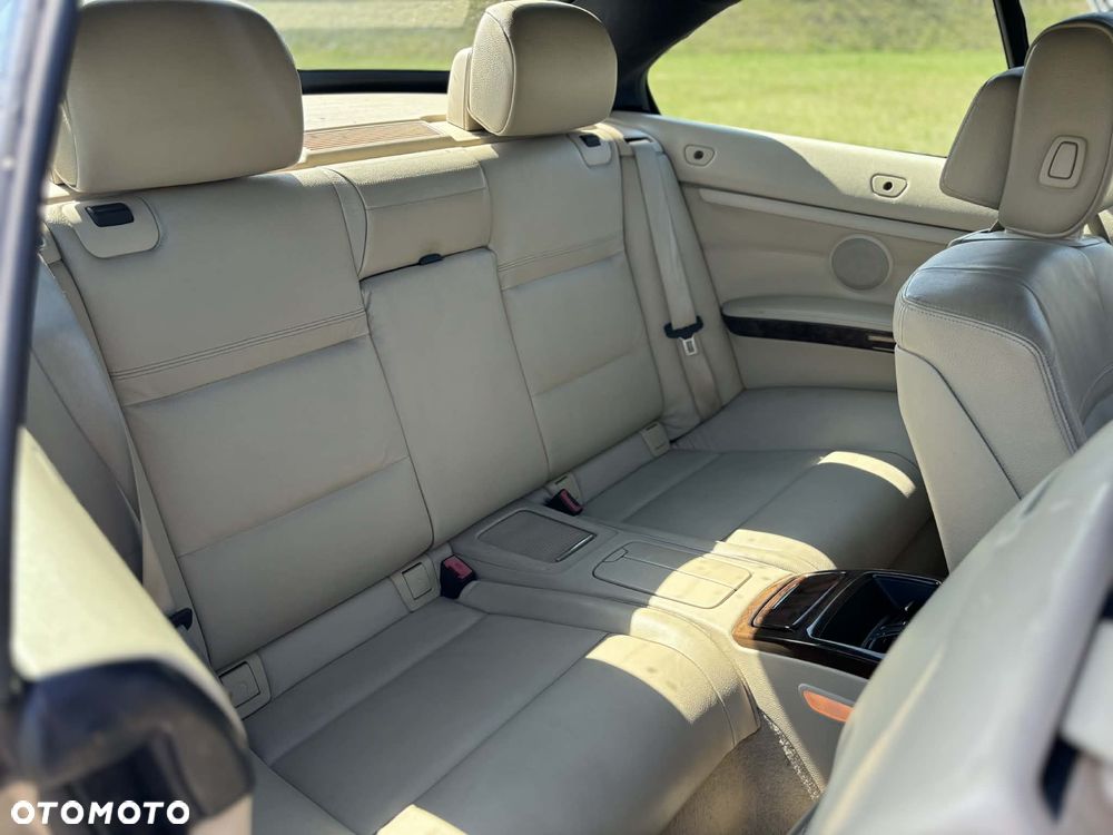 BMW Seria 3 325d DPF - 21