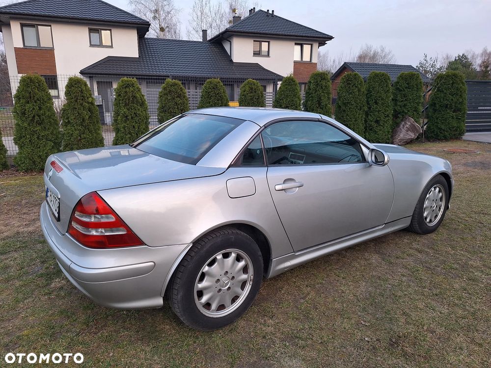Mercedes-Benz SLK - 12