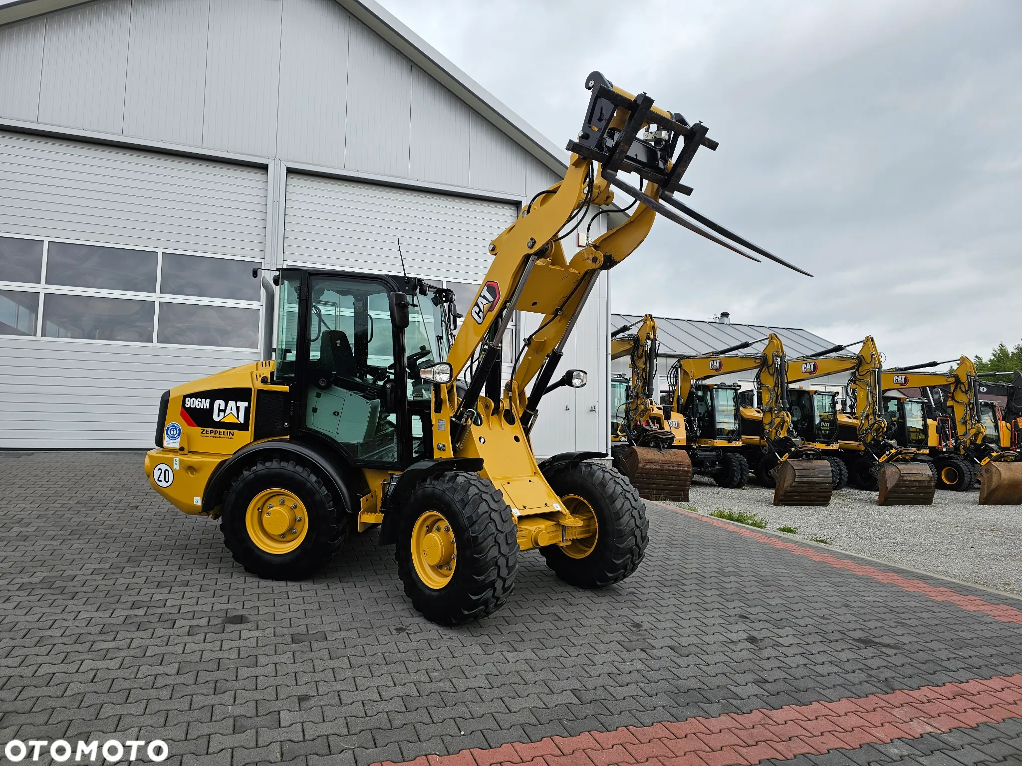 Caterpillar 906 M - 32