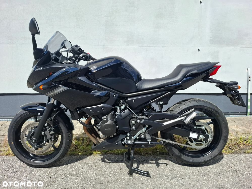 Yamaha XJ - 4