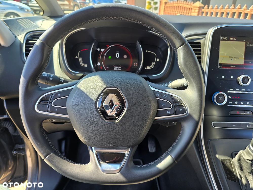 Renault Grand Scenic - 28