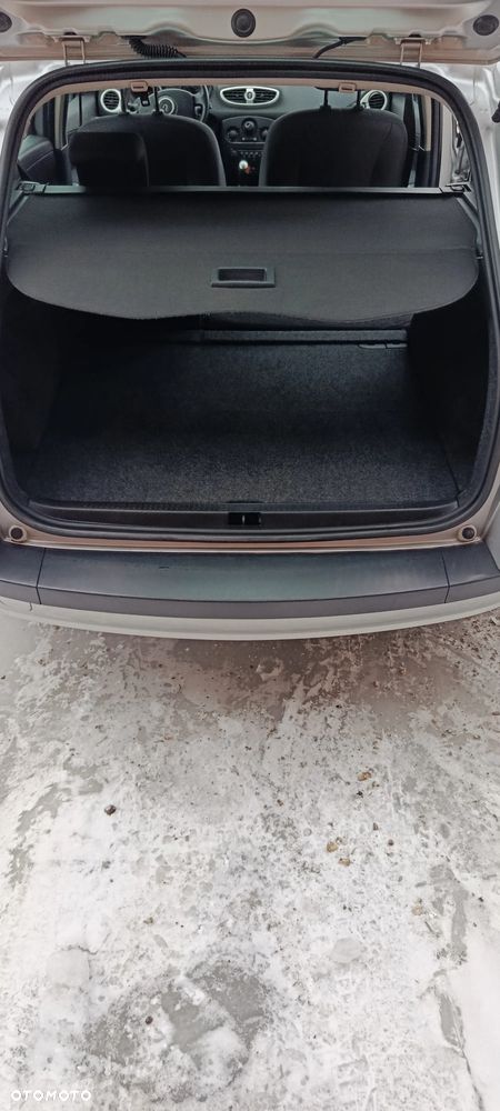 Renault Clio - 12
