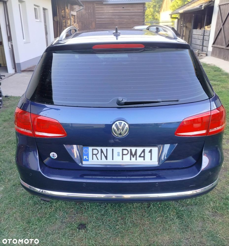 Volkswagen Passat - 2