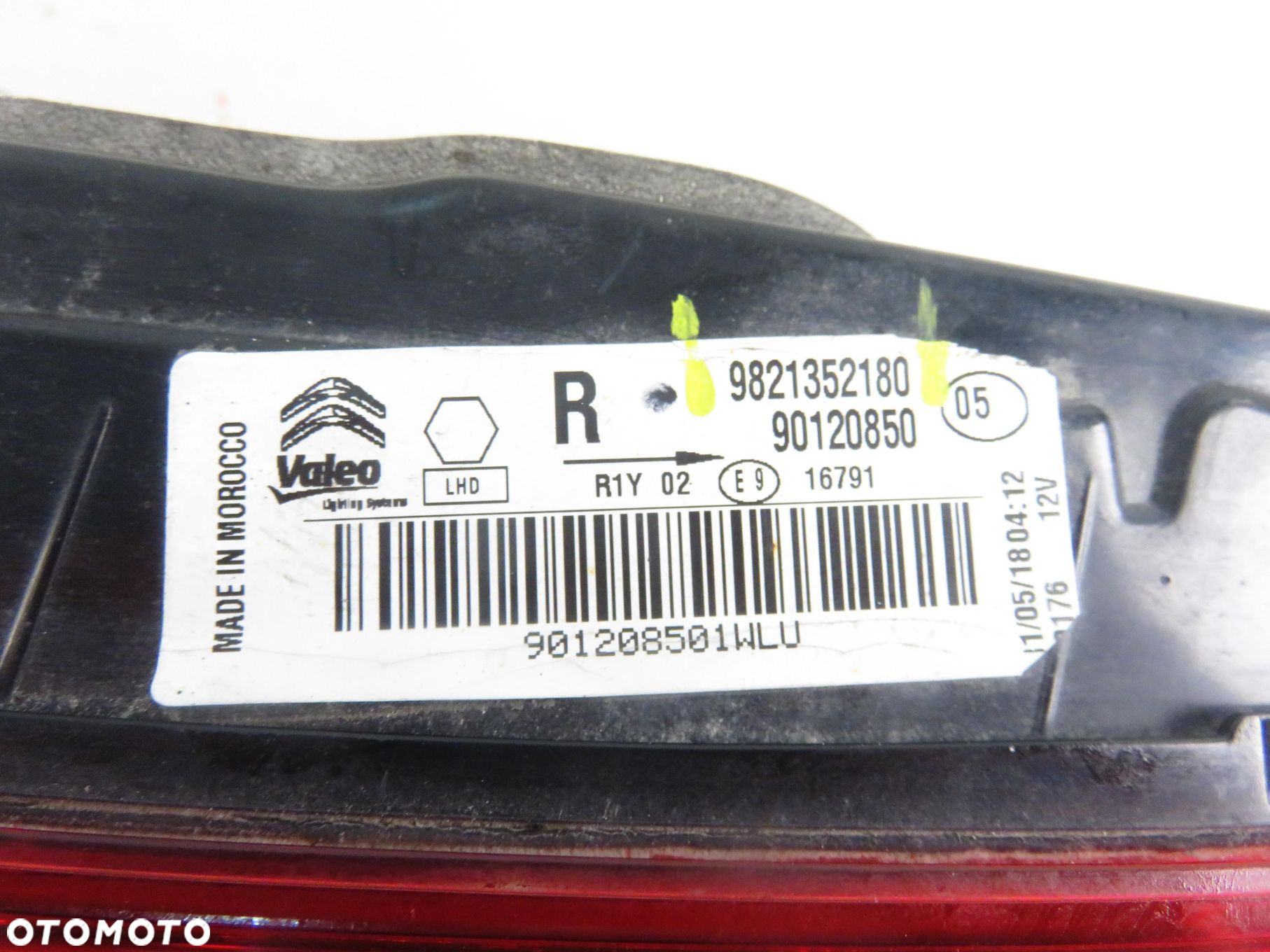 LAMPA PRAWA TYLNA KLAPA CITROEN C4 CACTUS 9821352180 - 5