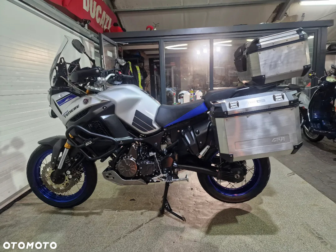 Yamaha XTZ - 23