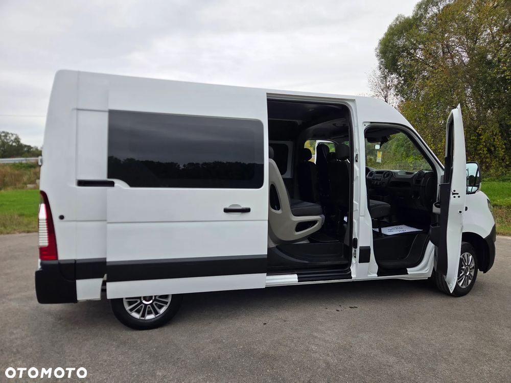 Nissan NV400 - 16