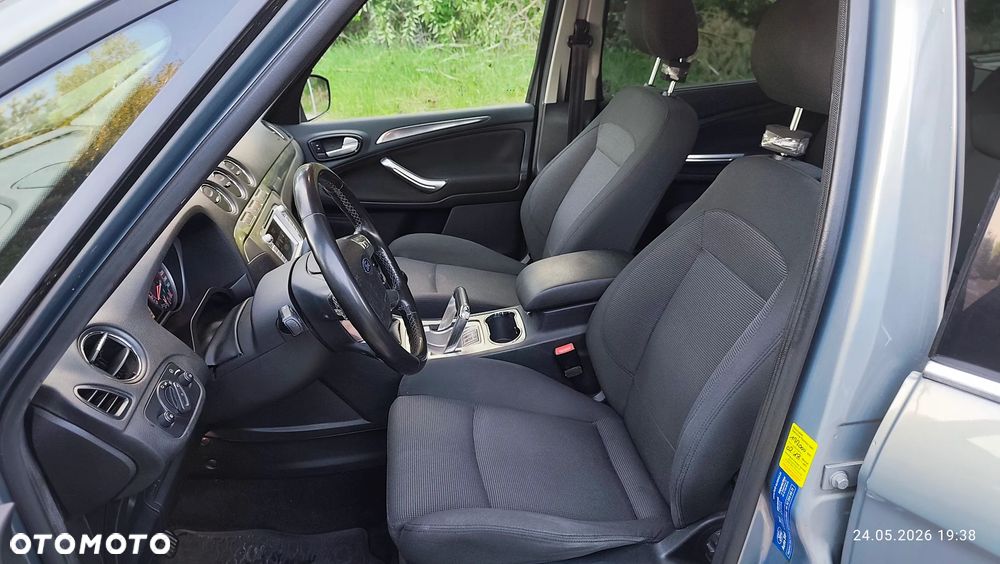 Ford Galaxy 2.2 TDCi DPF Titanium - 16