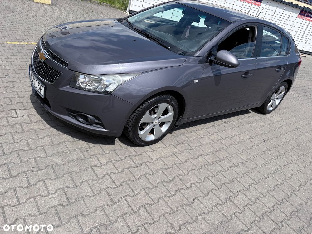 Chevrolet Cruze 1.8 LTZ+ - 3