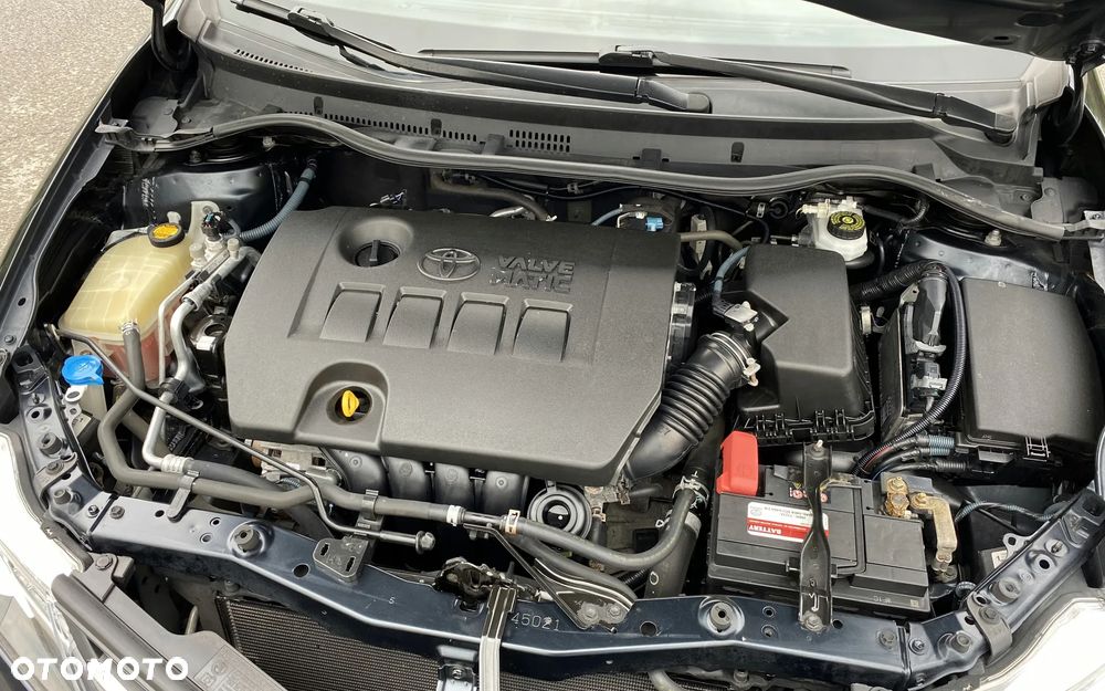 Toyota Auris 1.6 Executive - 38