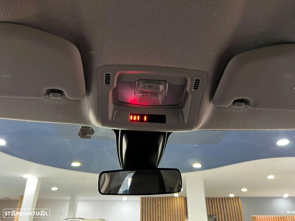 Citroën C3 1.2 PureTech Plus - 25