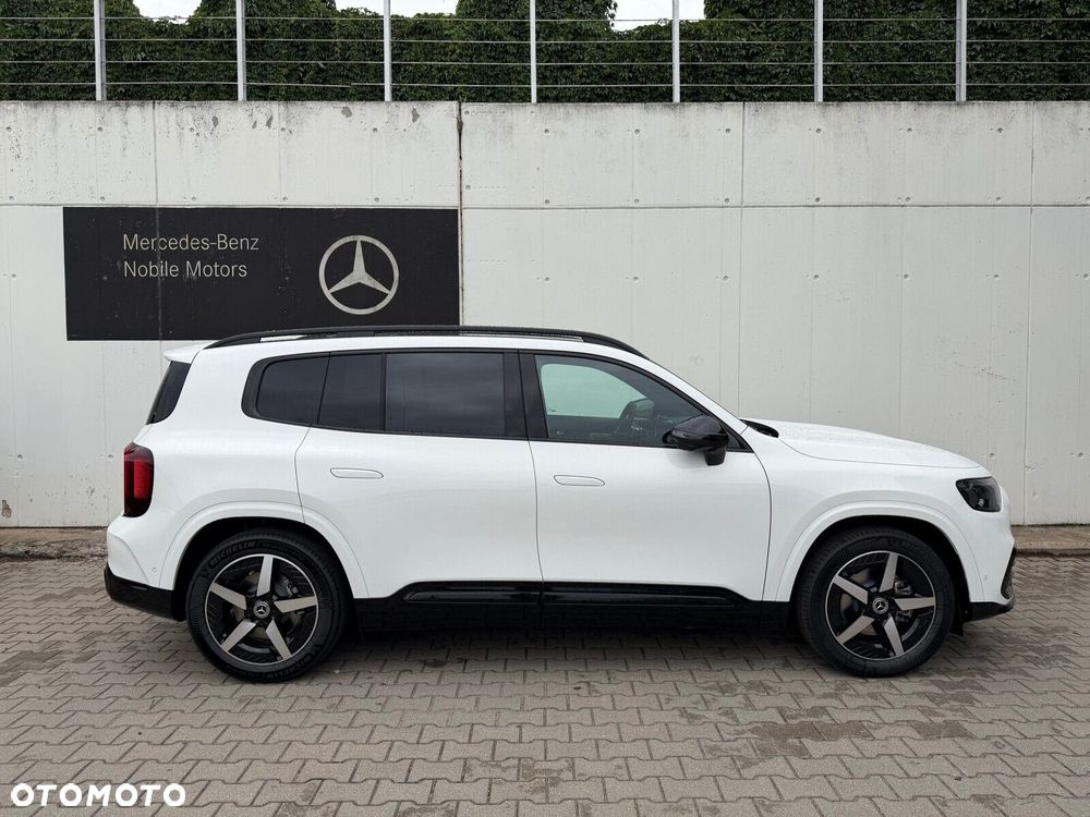 Mercedes-Benz GLB - 6