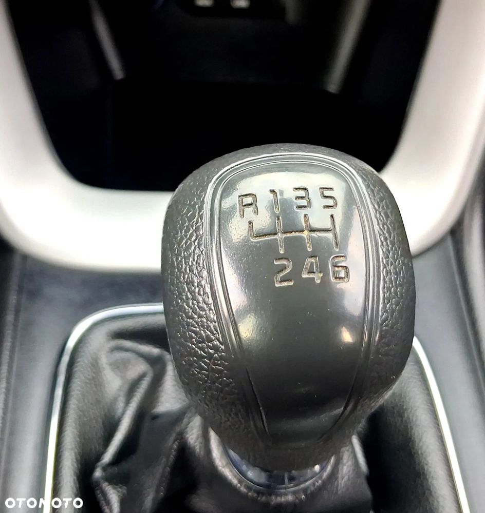 Kia Ceed 1.4 CVVT Dream Team Edition - 23
