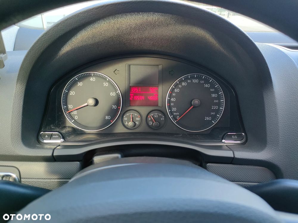 Volkswagen Golf 1.6 Trendline - 18