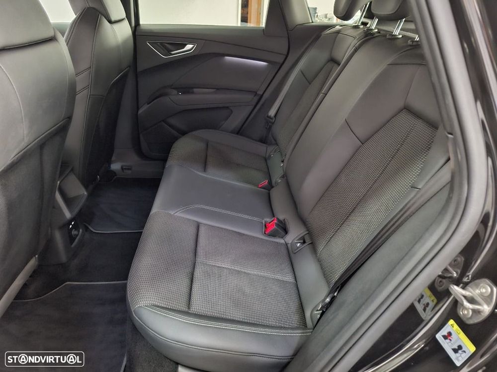 Audi Q4 e-tron 45 82 kWh SE Business - 14