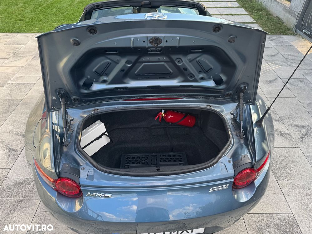 Mazda MX-5 G130 Emotion - 19