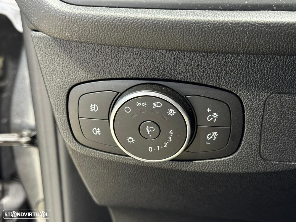 Ford Focus 1.0 EcoBoost MHEV ST-Line - 14