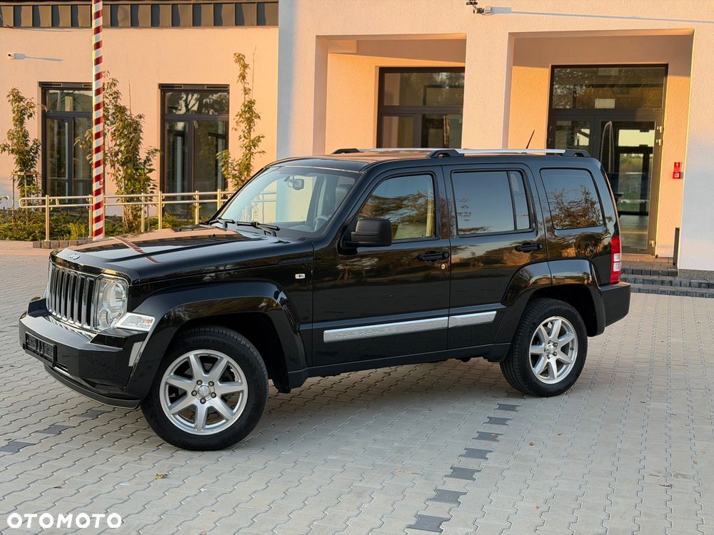 Jeep Cherokee - 3