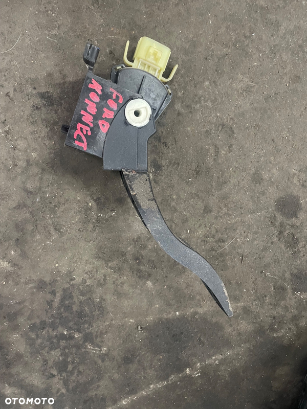 FORD CONNECT POTENCJOMETR PEDAŁ GAZU 2T1449F836ED