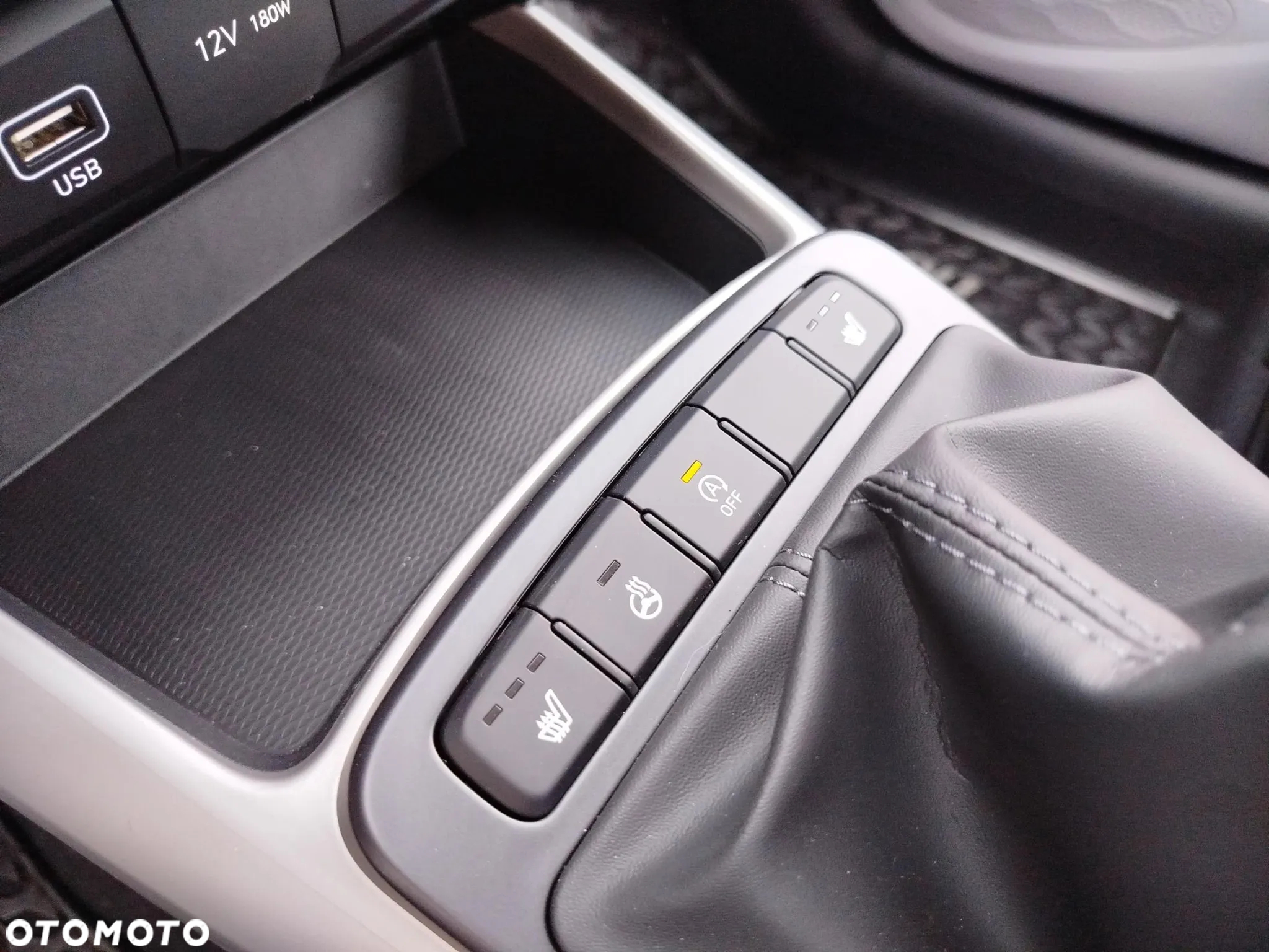 Hyundai i10 1.0 Modern - 24