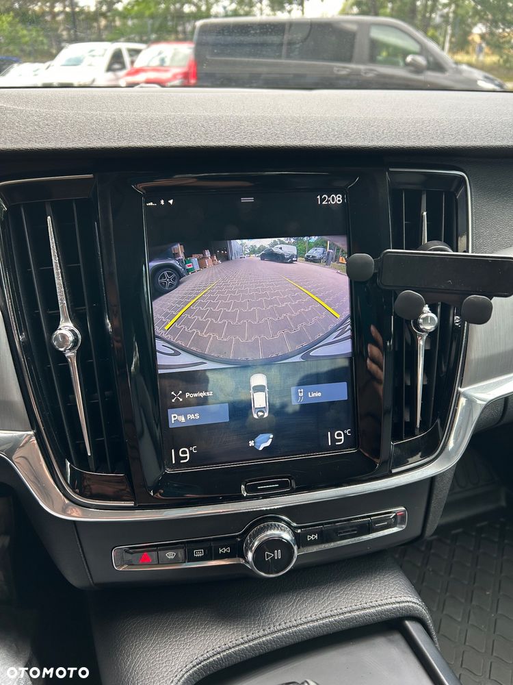 Volvo S90 D4 Momentum - 27